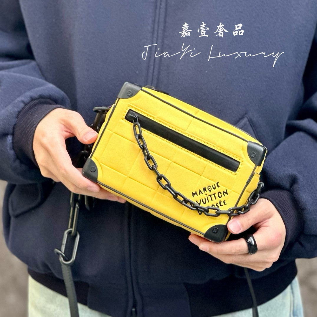 99新 LouisVuitton/路易威登 嘉壹/(6764)黄色拼黑色斜挎盒子包