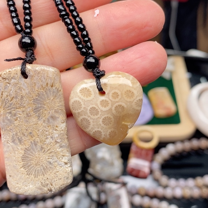 硅化珊瑚（珊瑚玉）手镯未镶嵌