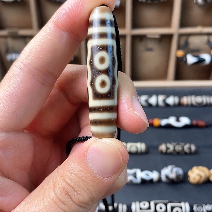 有***计玛瑙/玉髓未镶嵌颈饰