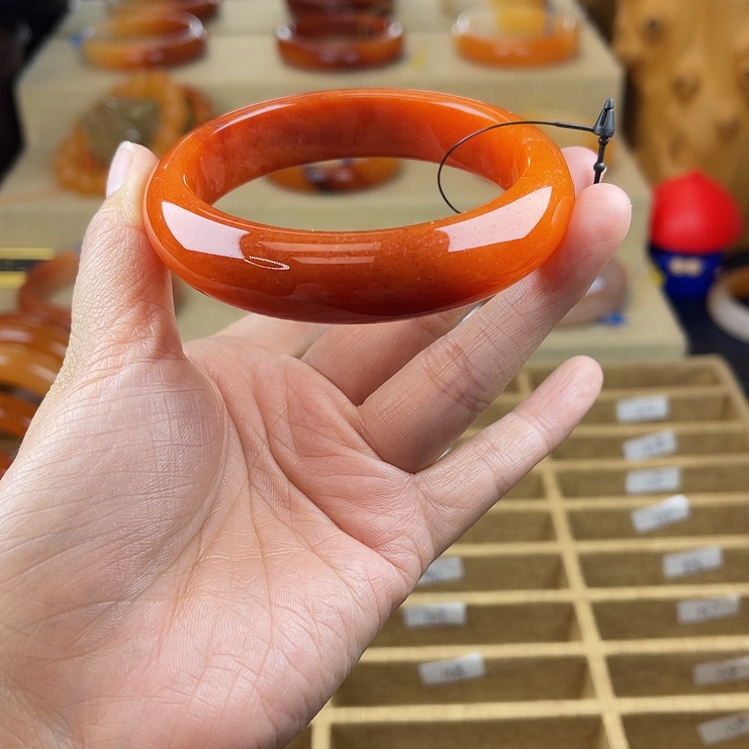 非金属无128 号茄山老油料黄龙58圈口明艳动人