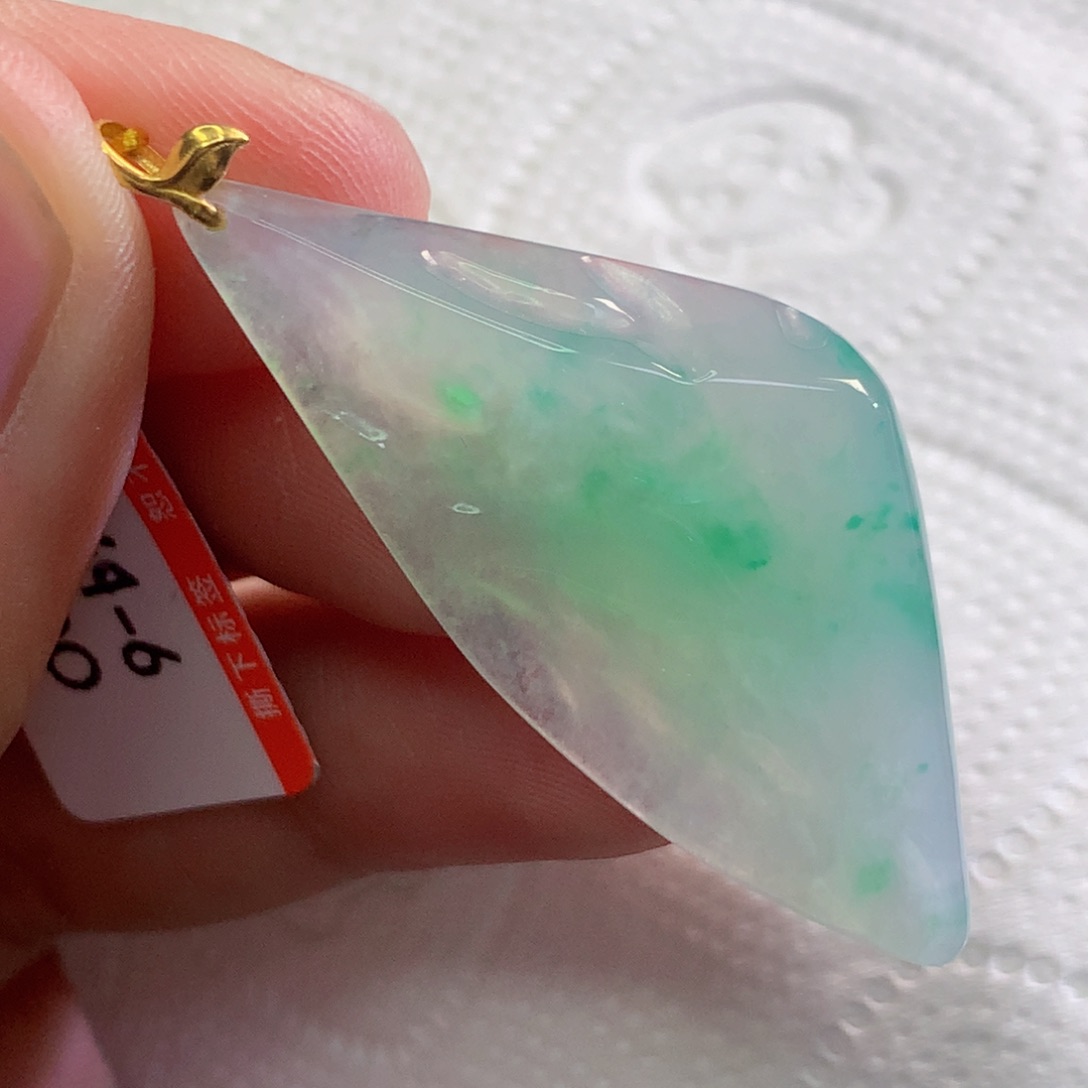 【闪购商品】翡翠未镶嵌吊坠(不含链)