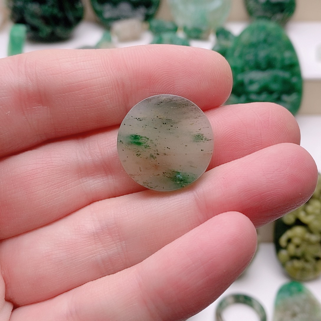 独山玉吊坠未镶嵌