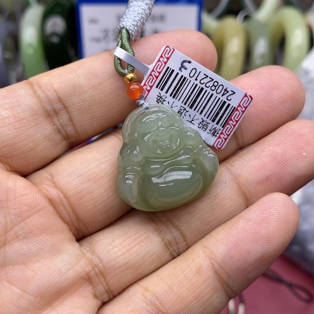 和田玉吊坠(不含链)未镶嵌南*