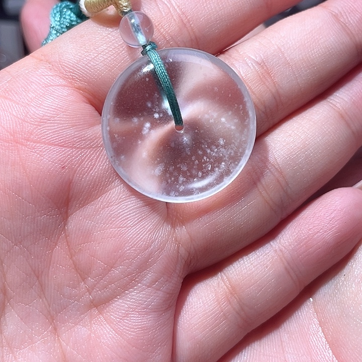 半***烤石英质玉未镶嵌颈饰