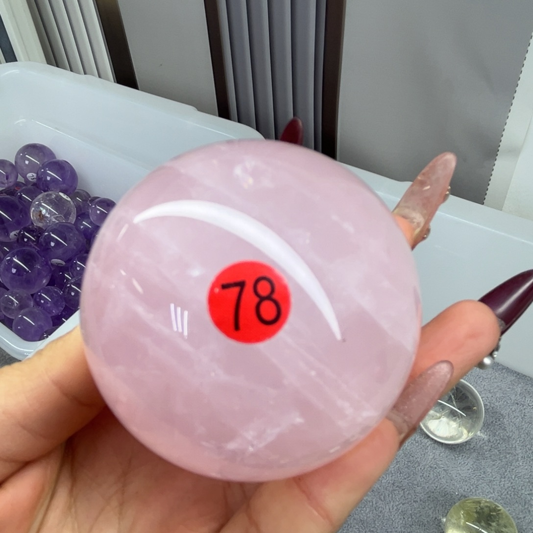 水晶大型摆件（非配饰）未镶嵌M**?