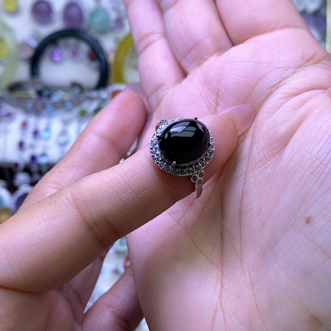 你***块岫玉银S925镶嵌戒指