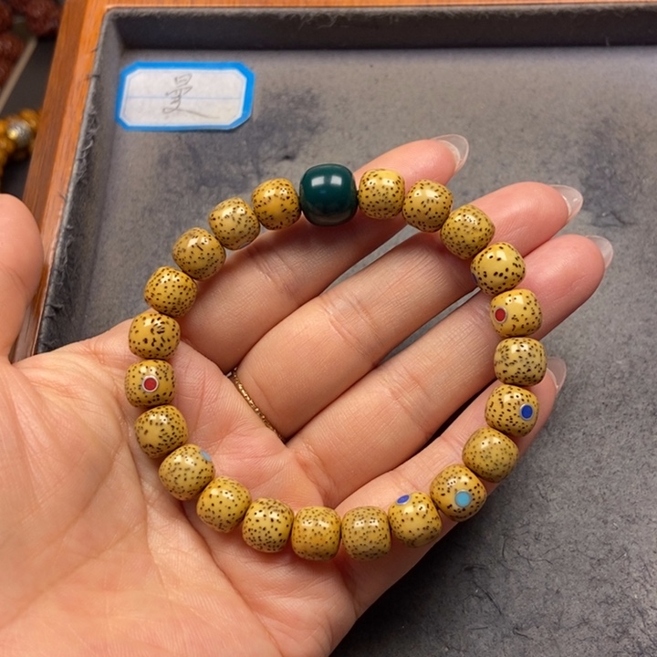 星月菩提吊坠菩提