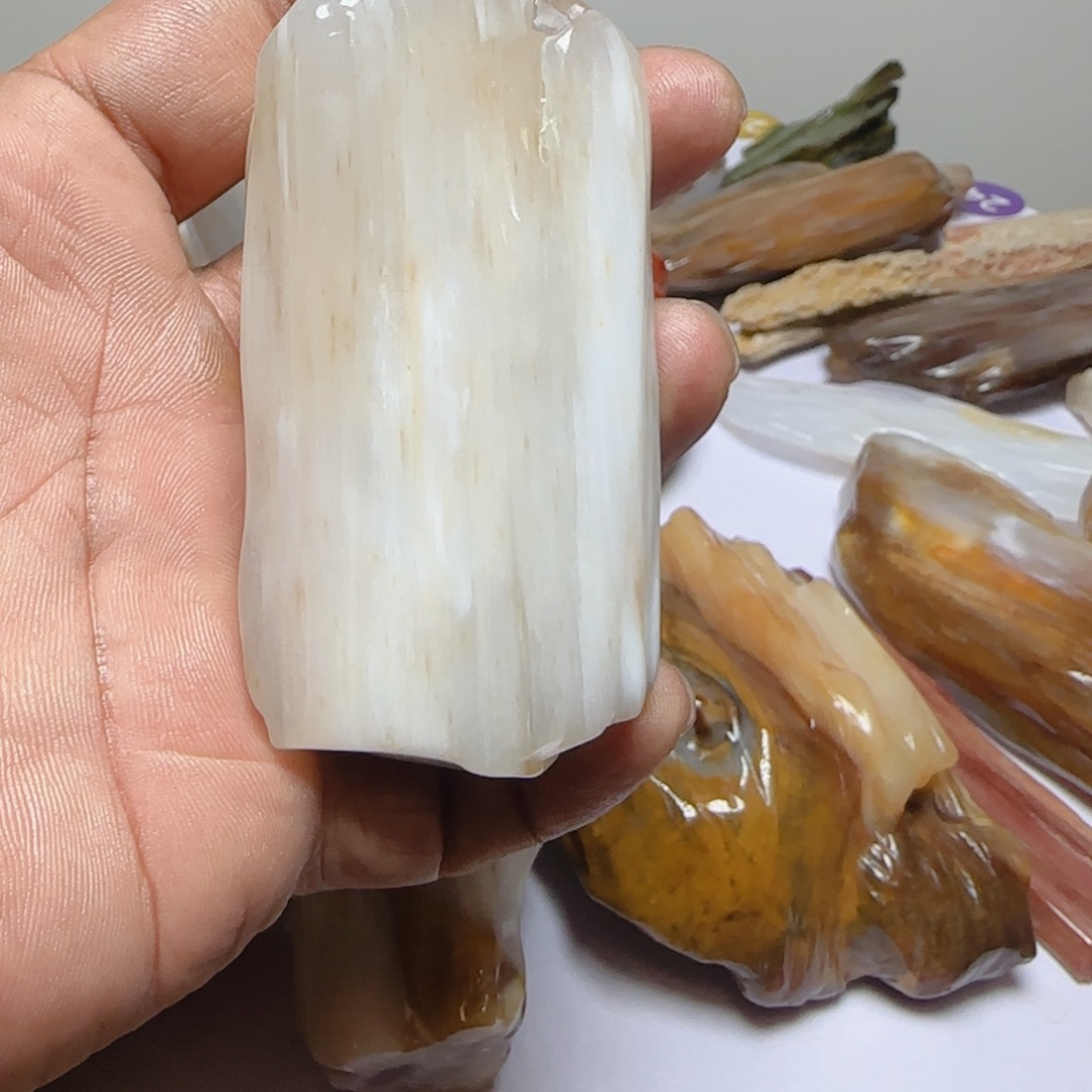 硅化玉未镶嵌手把
