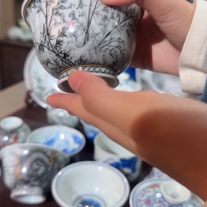 天***…景德镇陶瓷手绘作品