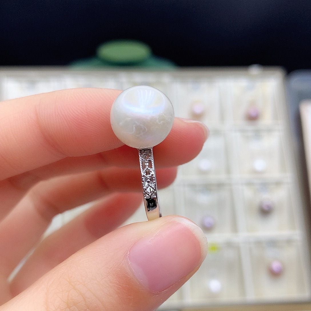 淡水珍珠颈饰合金