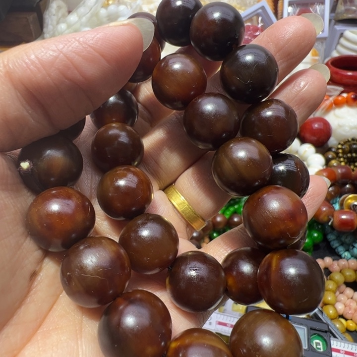 大果紫檀（缅甸花梨）1.6血挖手串