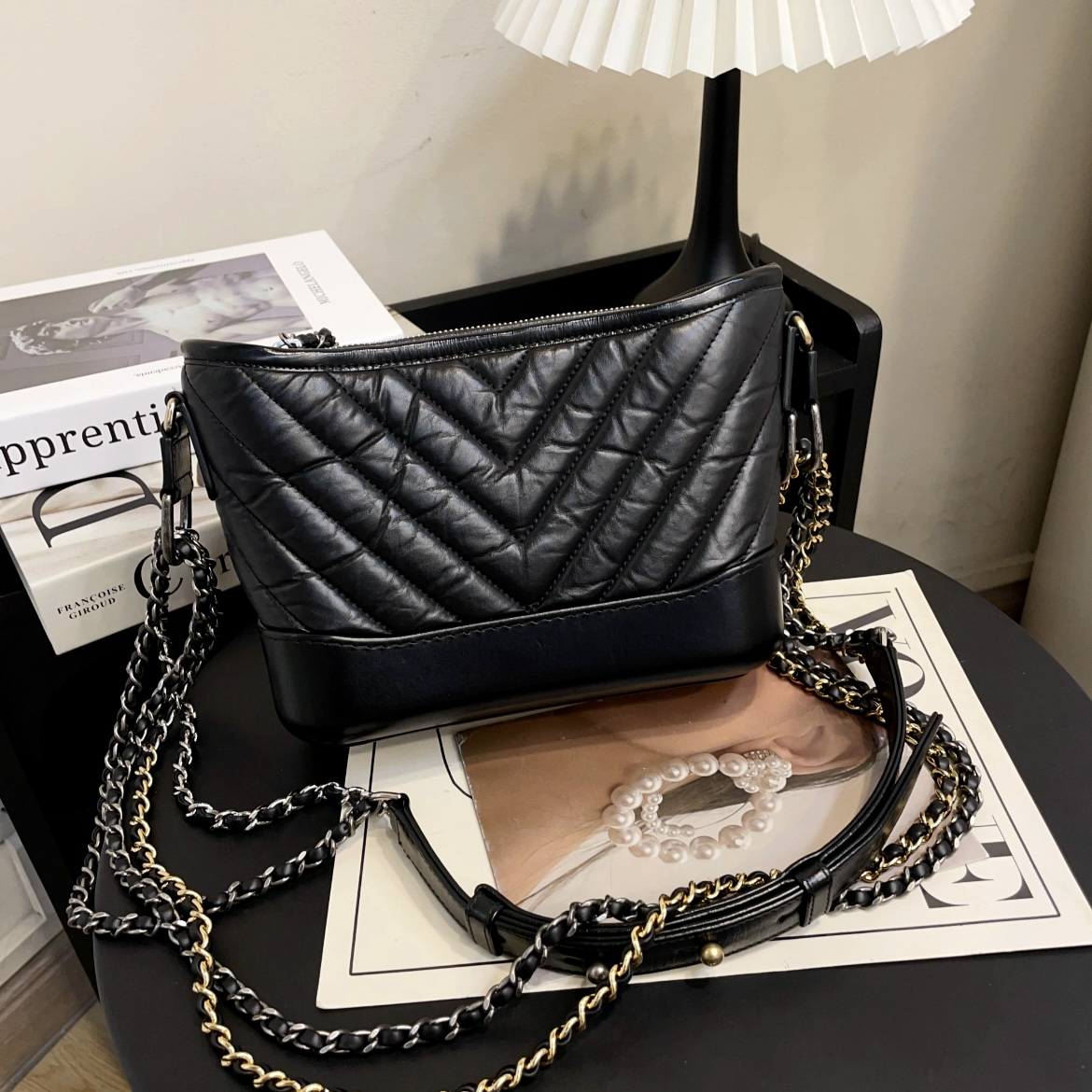 95新 Chanel/香奈儿 多多奢品/香奈儿小号v纹流浪斜挎包/98新