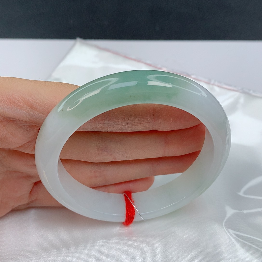 翡翠手镯未镶嵌57.1正圈半山水