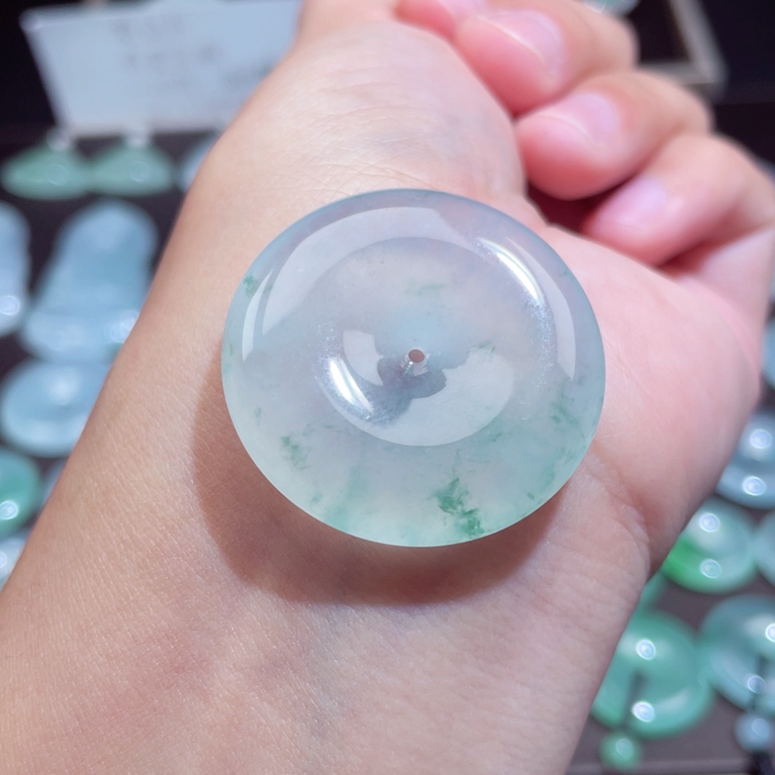 颈饰未镶嵌翡翠扣子