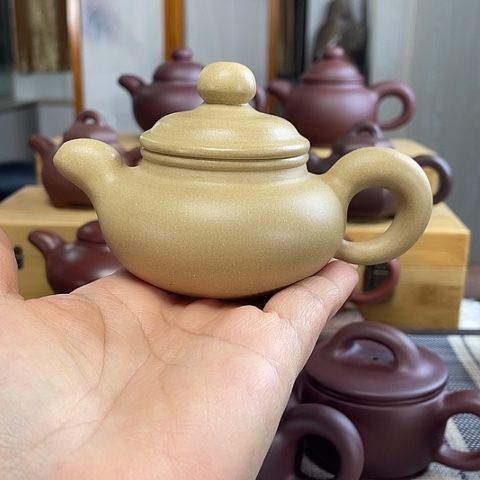本山段泥的仿古130cc