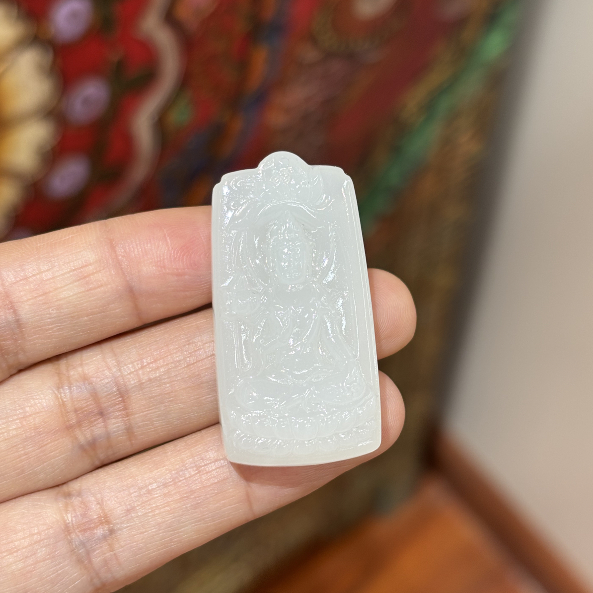 112411wt 和田玉青海料白玉观音约40*20*10mm19.9g