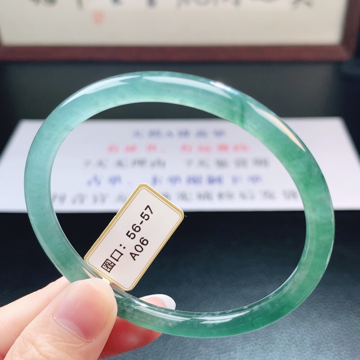 翡翠未镶嵌手镯翡翠手镯171