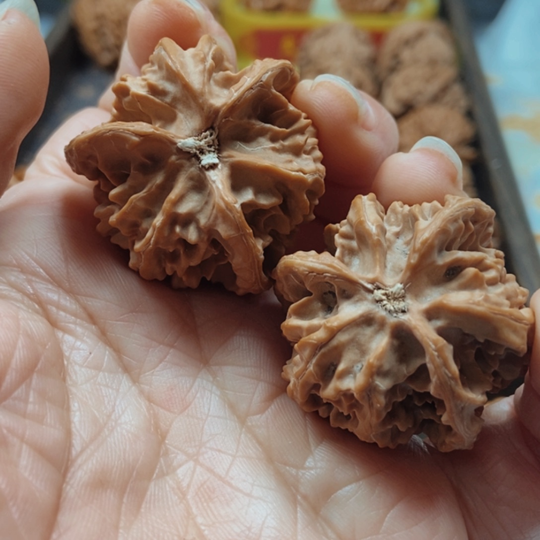 G***k文玩核桃手串盘山