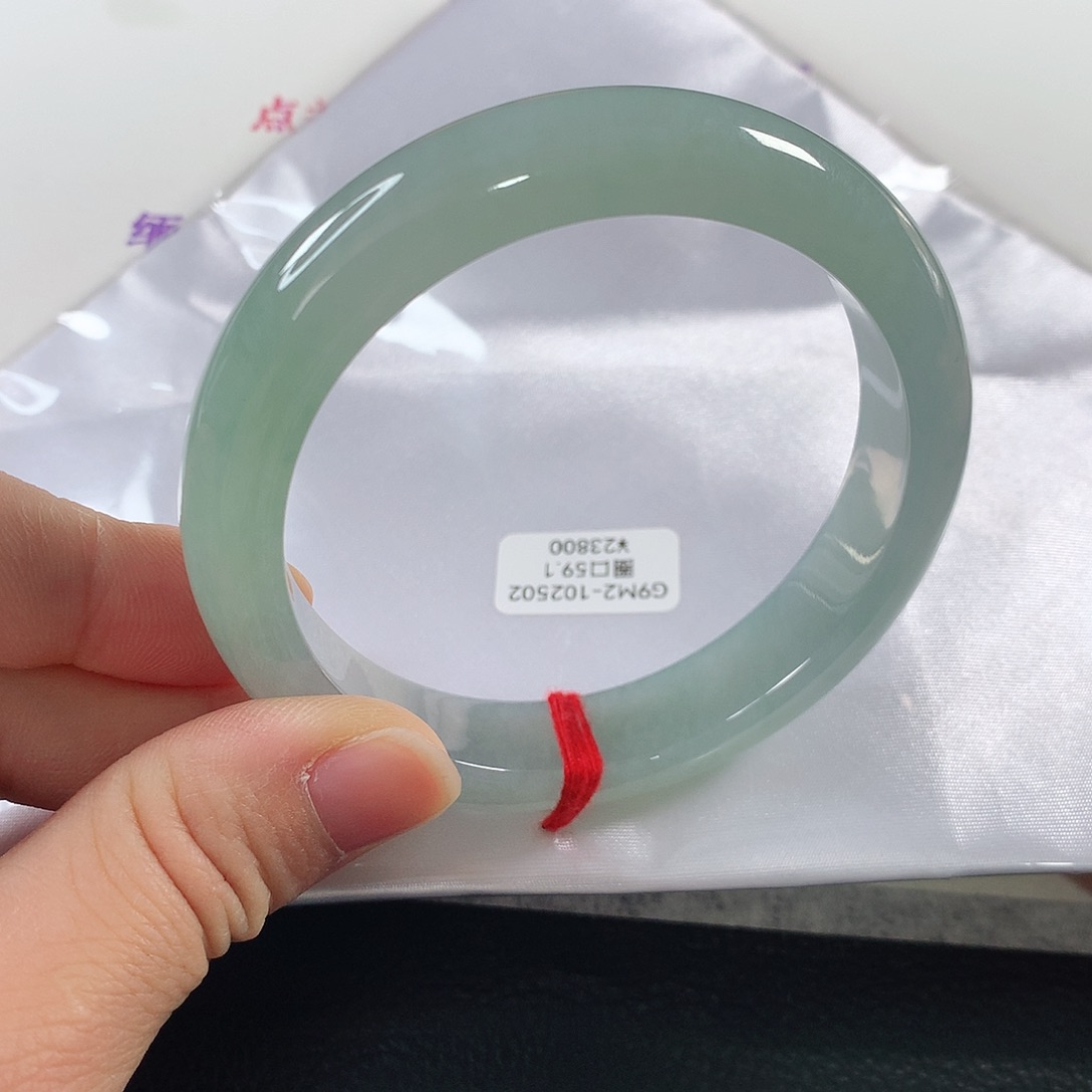 翡翠手镯未镶嵌⑨⑤