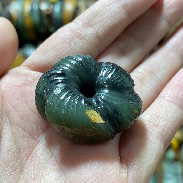 岫岩河磨玉（透闪石质玉）未镶嵌挂件