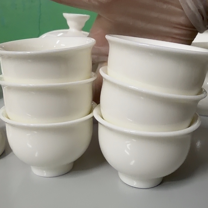 高端羊脂玉茶杯六个一组