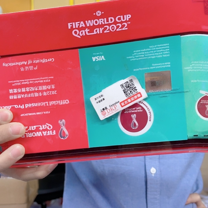 卡塔尔纪念币邮品