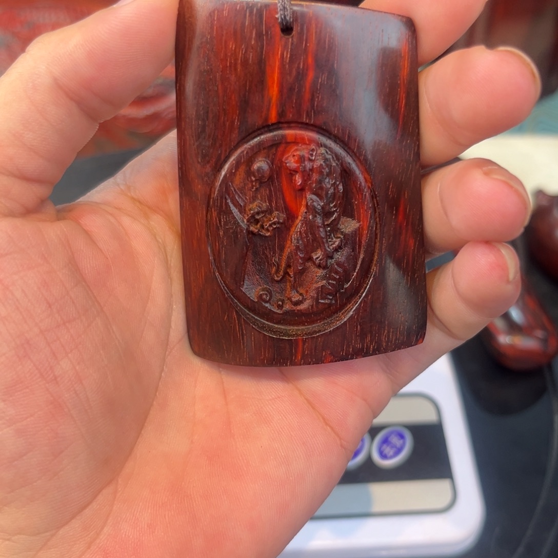 红木印度小叶紫檀手把件