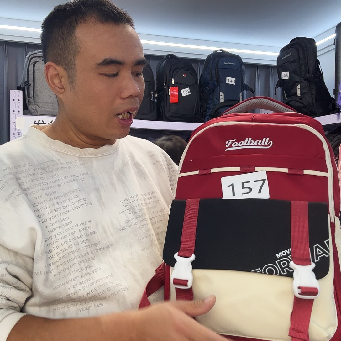 聚酯纤维双肩包157