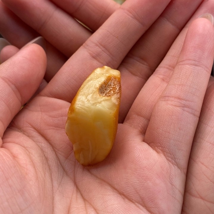 未镶嵌定制琥珀蜜蜡
