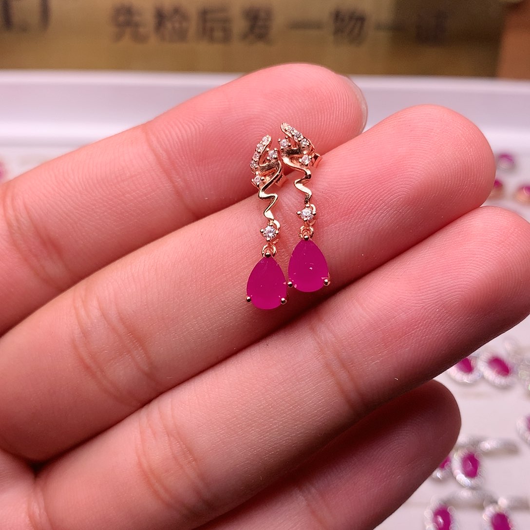 红宝石耳饰银S925镶嵌