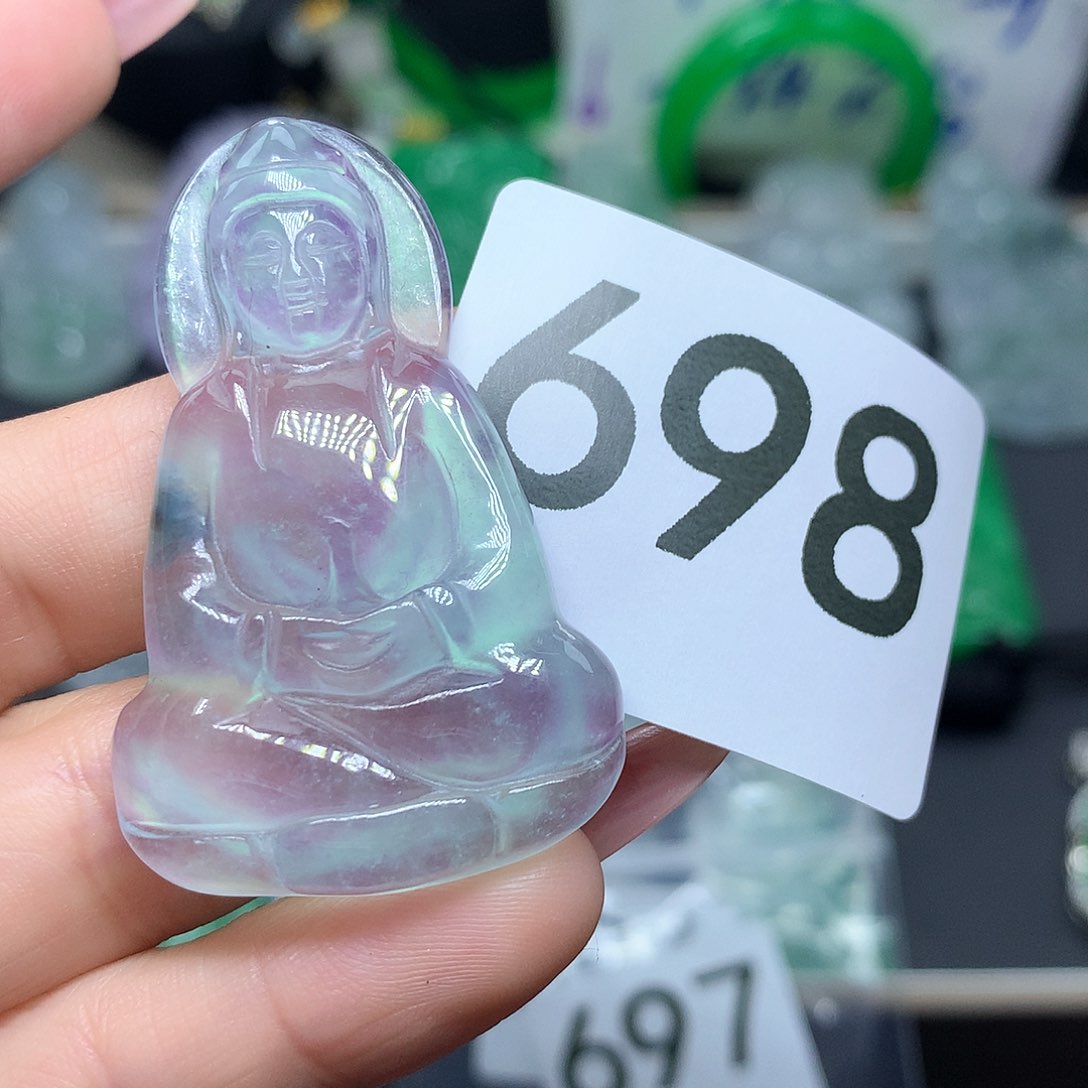 翡翠吊坠(赠链)未镶嵌