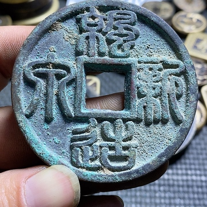 大***8铜现代文创工艺品花钱