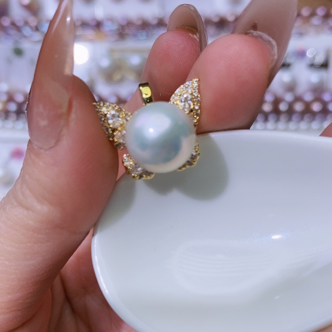 淡水珍珠颈饰合金