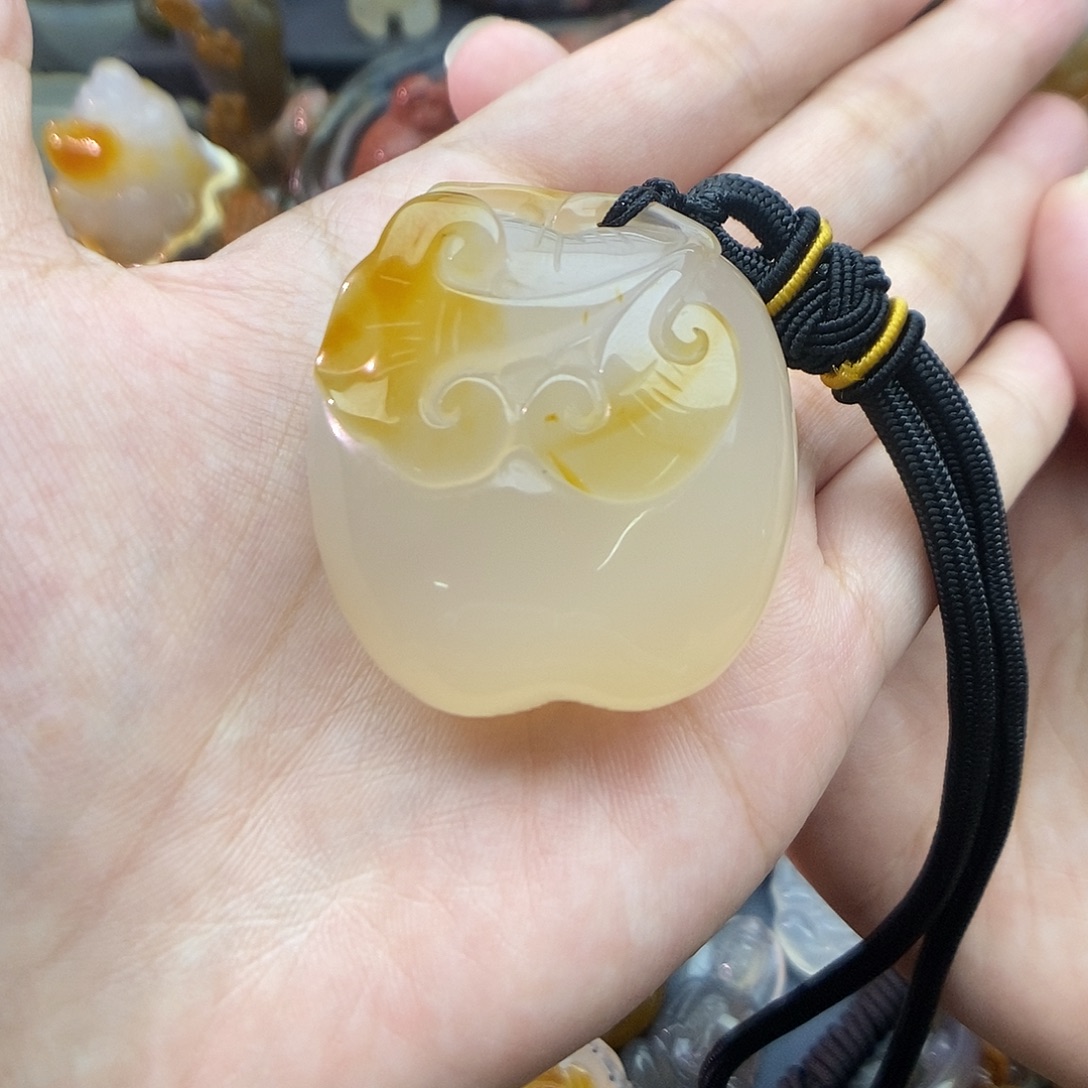 未镶嵌颈饰玛瑙/玉髓