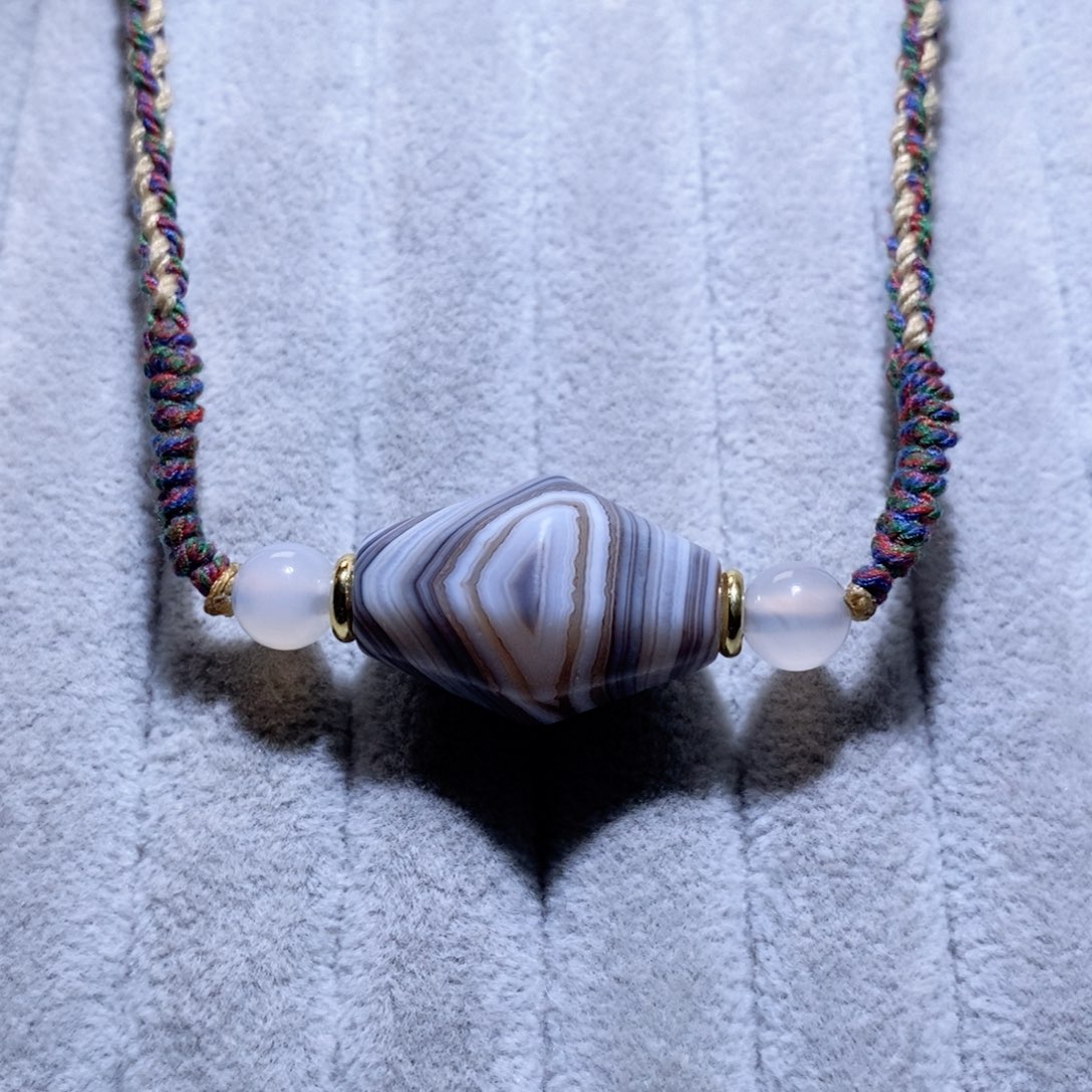 玛瑙/玉髓颈饰未镶嵌