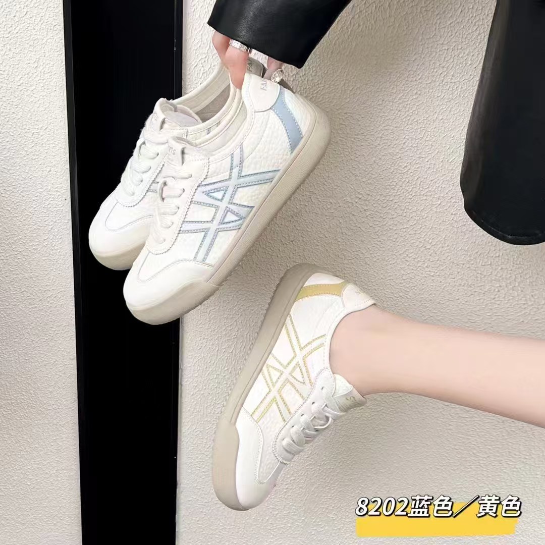 8202(很轻）秀气百搭小白鞋