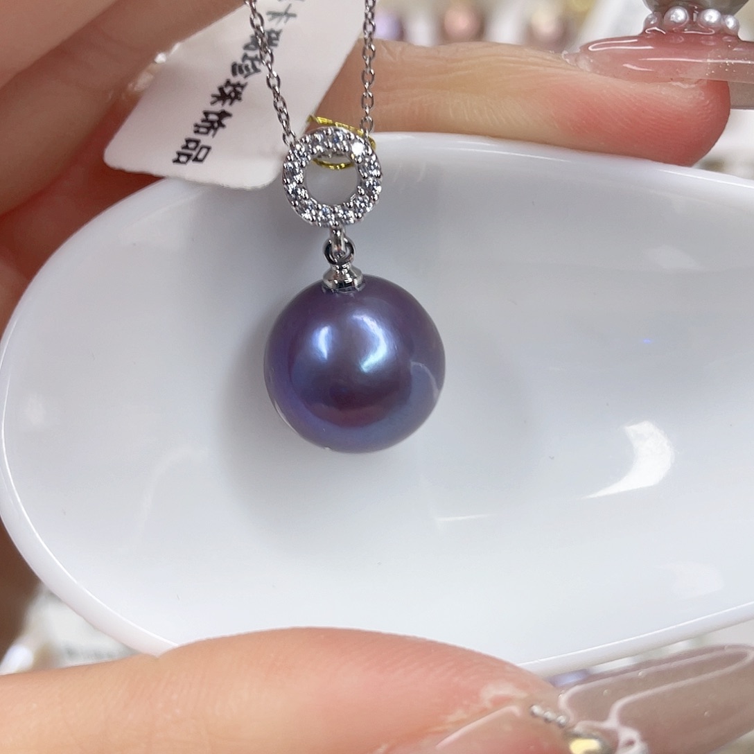 淡水珍珠颈饰18K金镶嵌