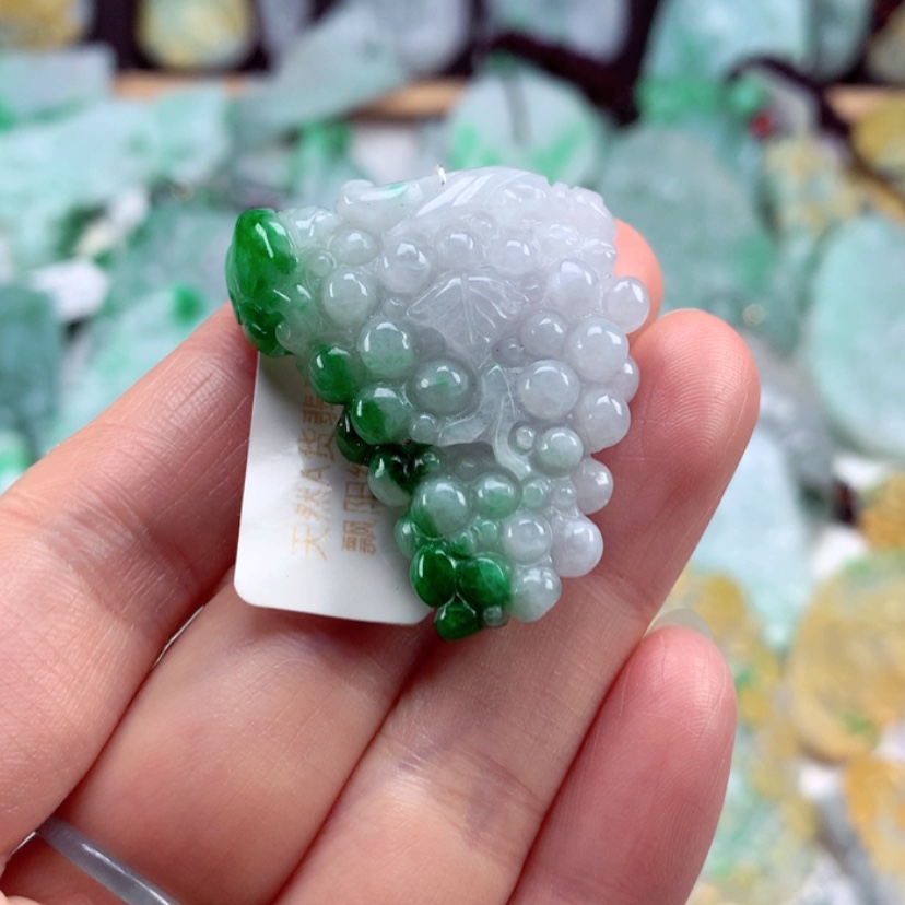 【闪购商品】翡翠吊坠(不含链)未镶嵌