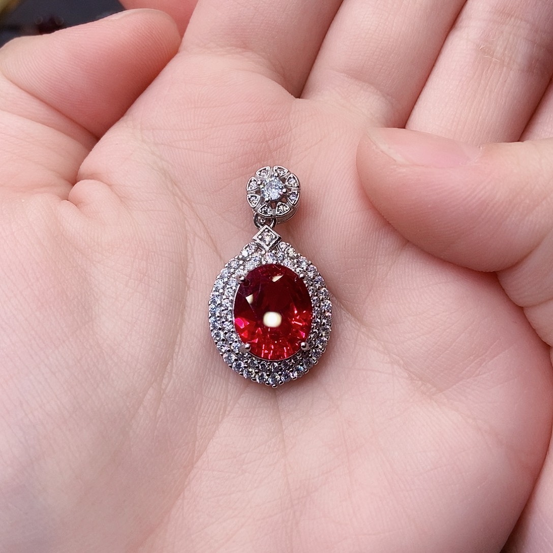 红宝石吊坠(赠链)银S925镶嵌