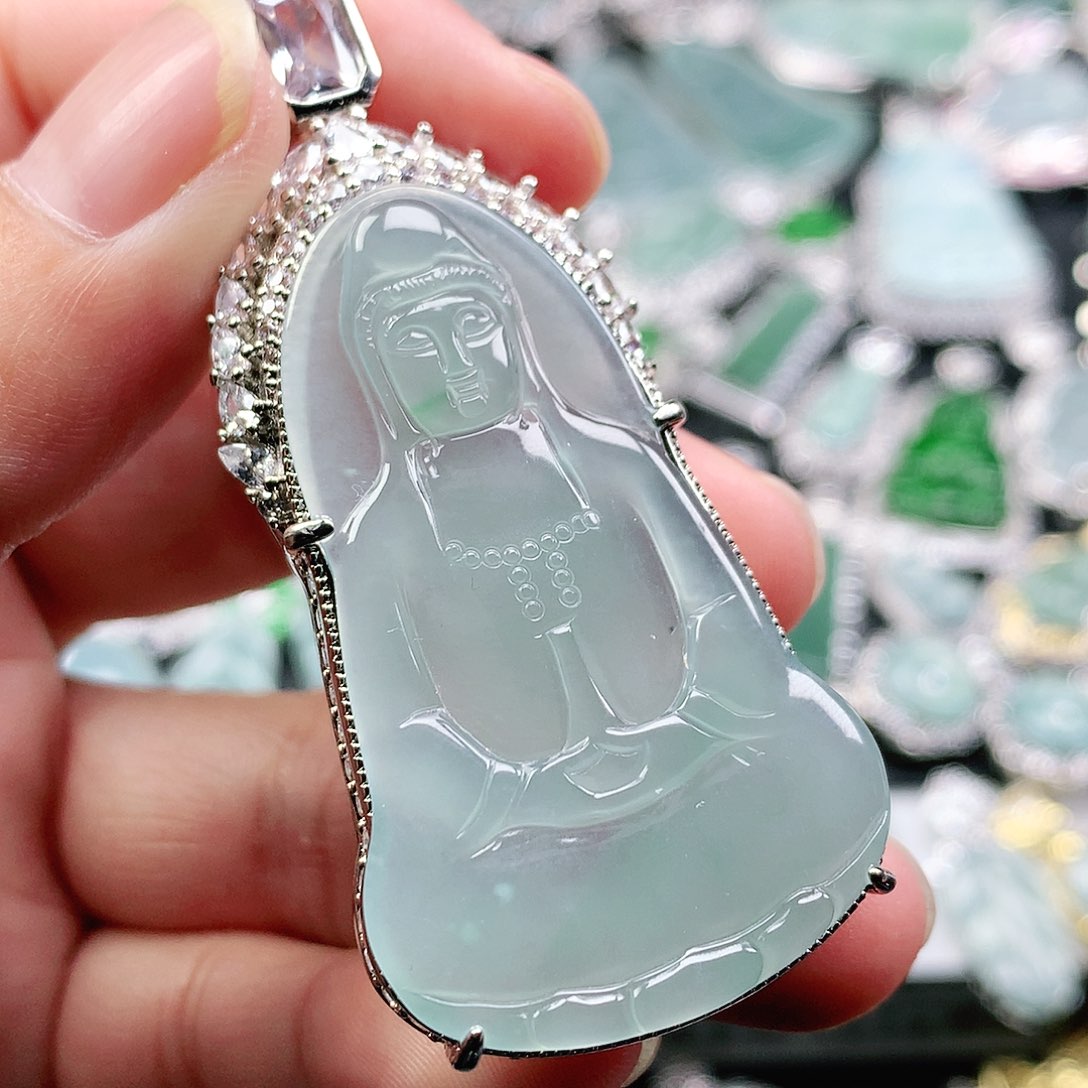 翡翠吊坠(不含链)未镶嵌