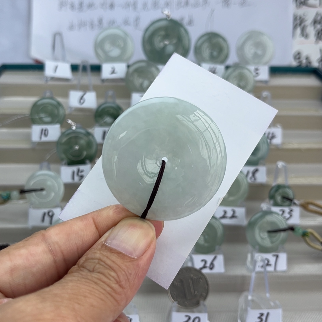 翡翠未镶嵌吊坠(不含链)天然缅甸翡翠a货平安扣46*7