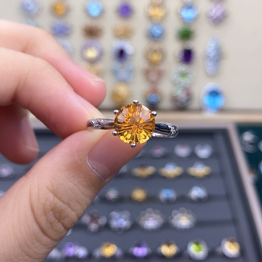 银S925镶嵌戒指黄晶（不含证书）