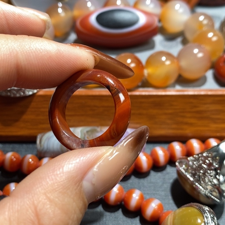 G****玛瑙/玉髓未镶嵌颈饰