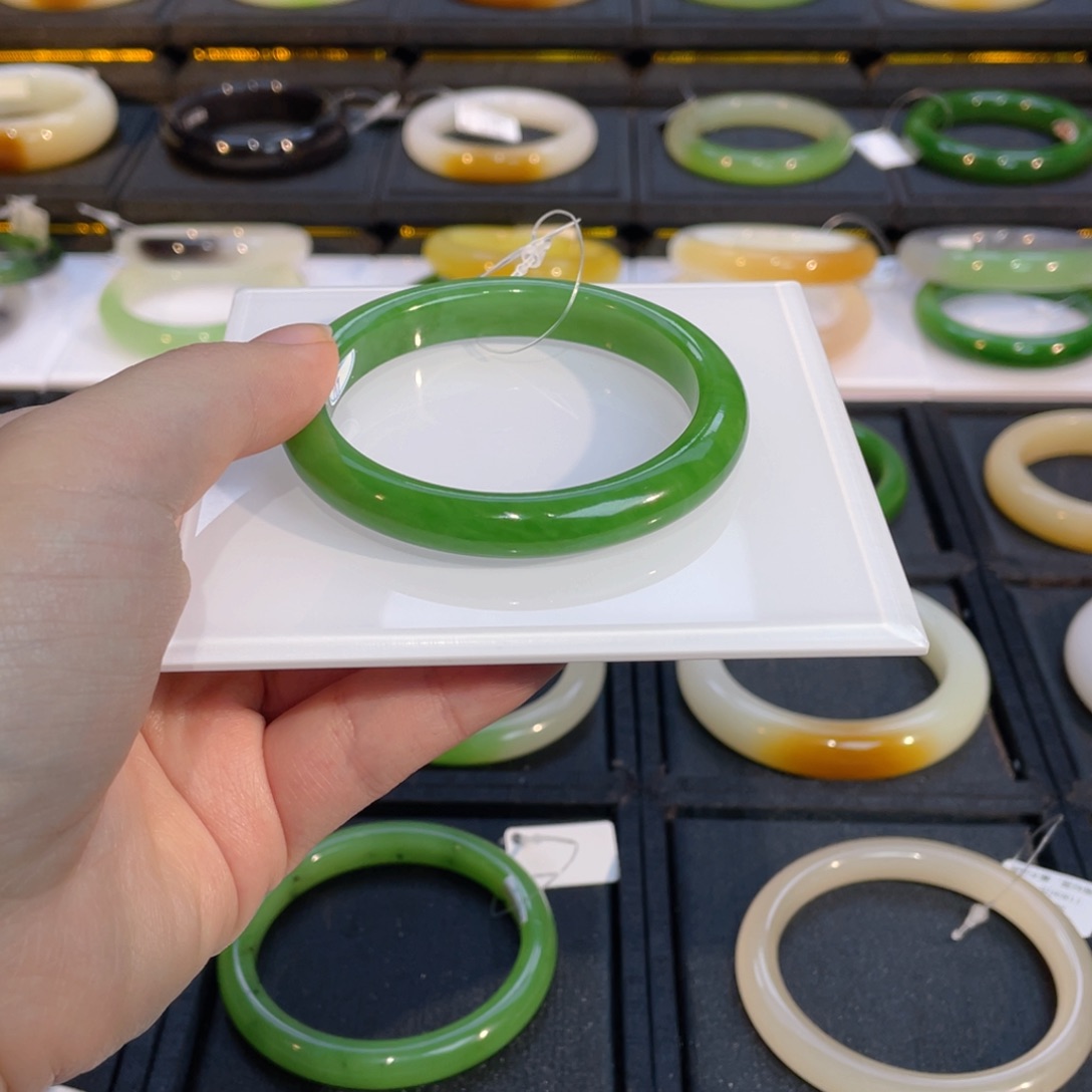 和田玉手镯未镶嵌@**✨