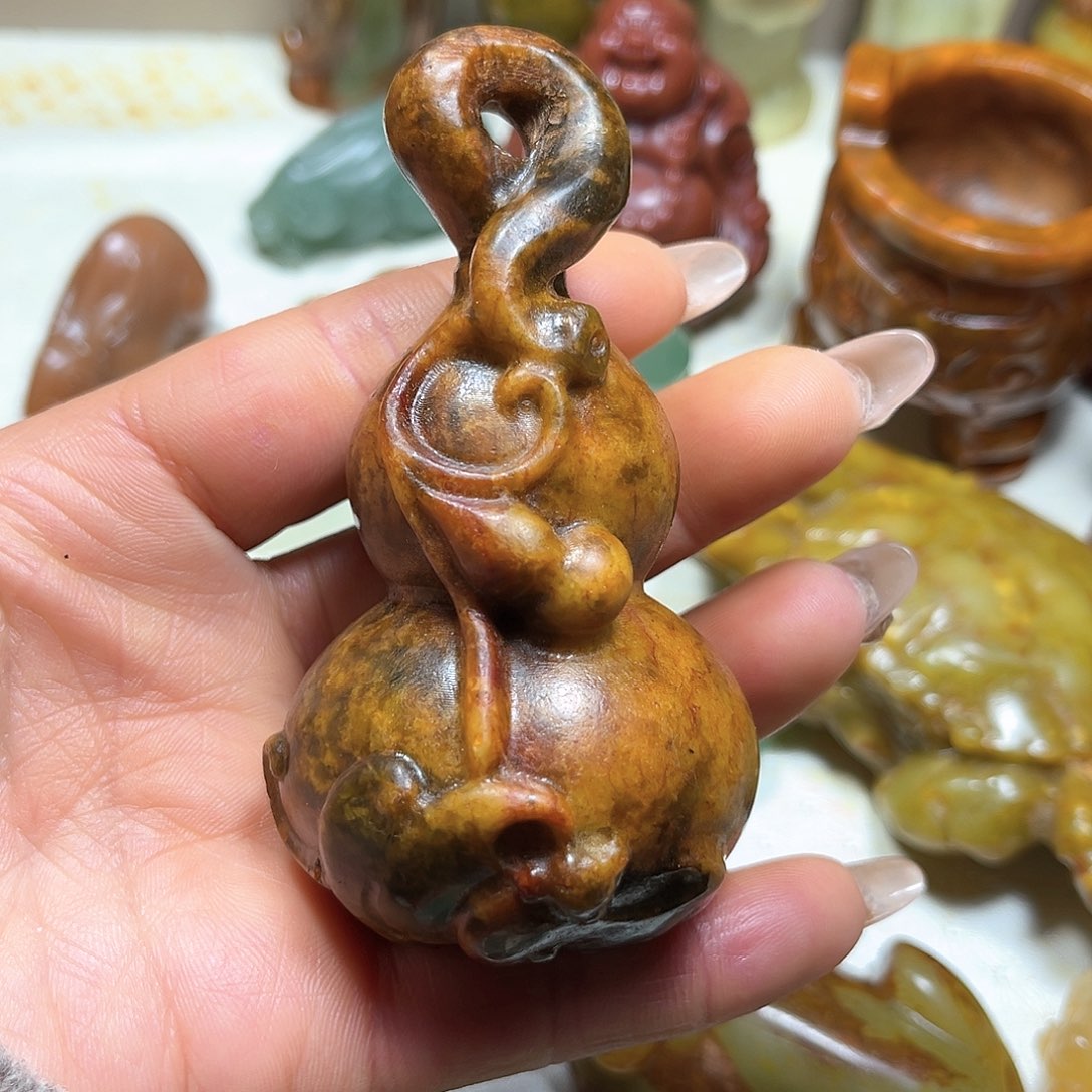 白玉菩提吊坠白玉菩提吊坠