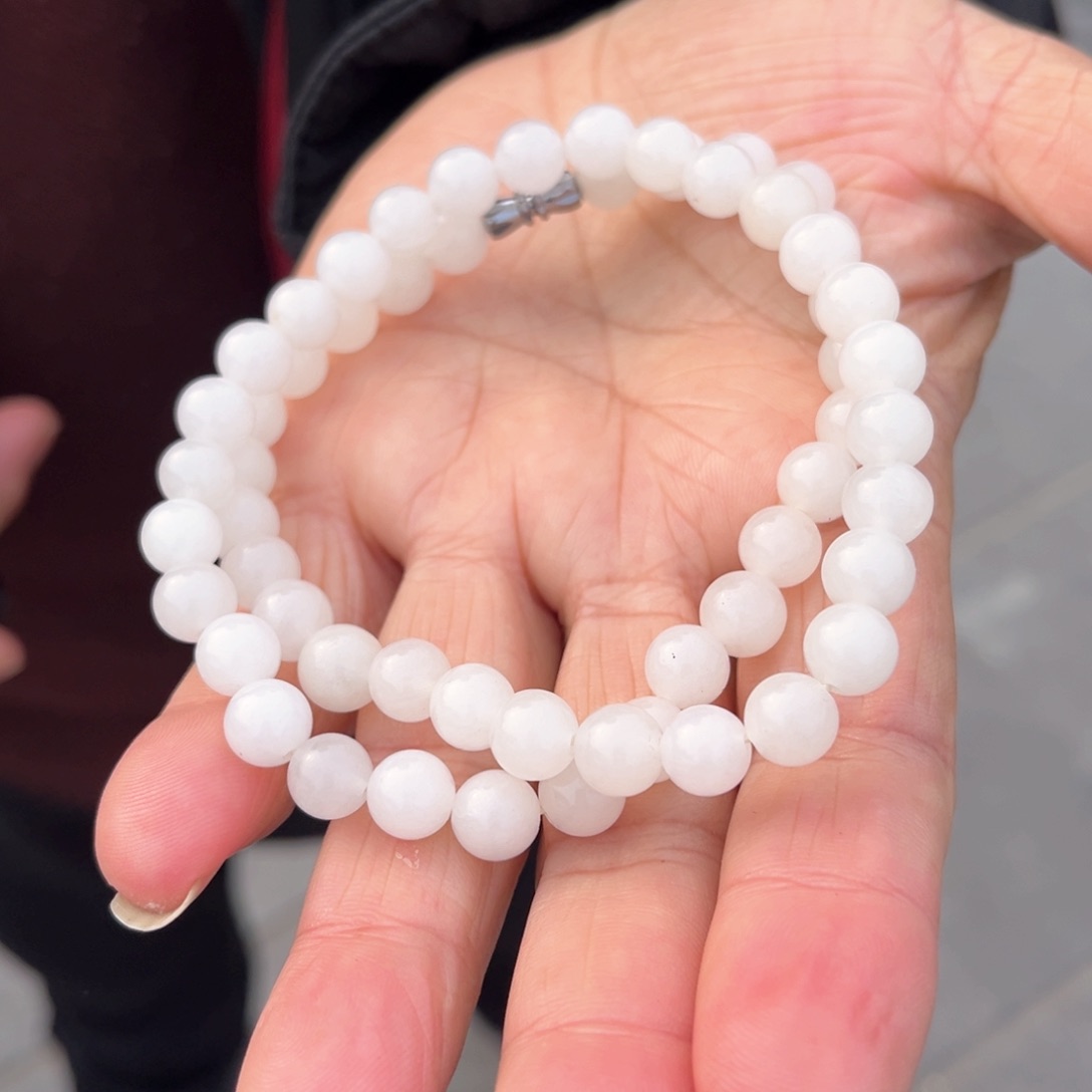 石英质玉颈饰未镶嵌