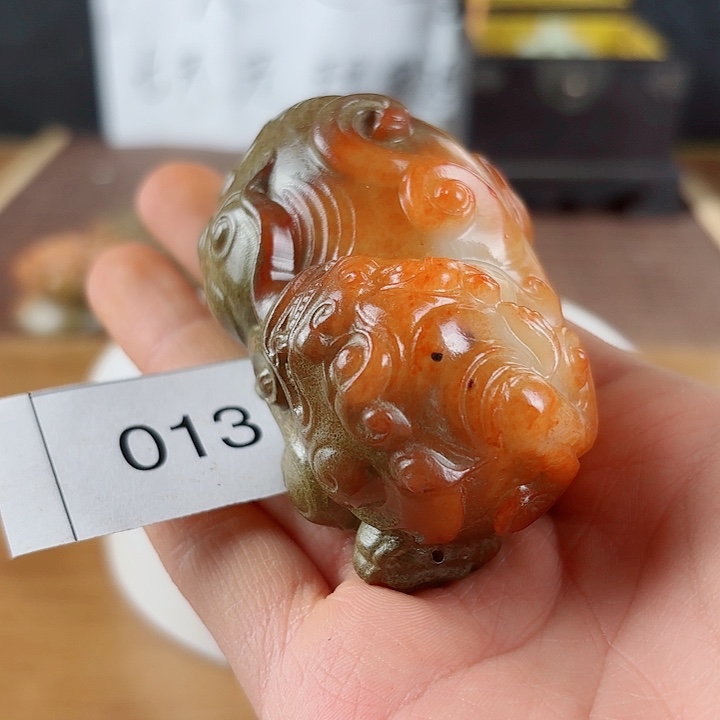 和田玉未镶嵌挂件继****霄