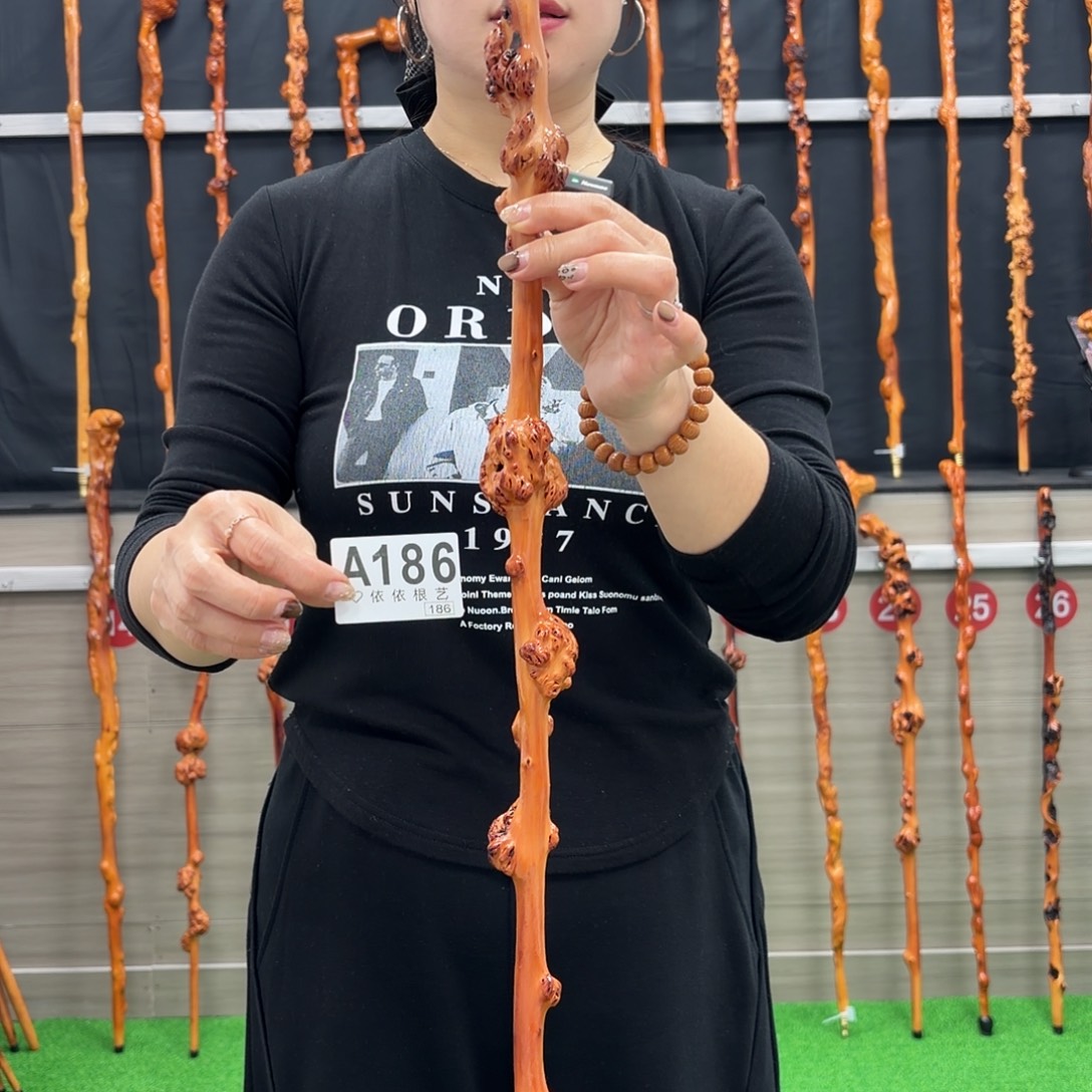 蒋***应黑果木拐杖手把件186