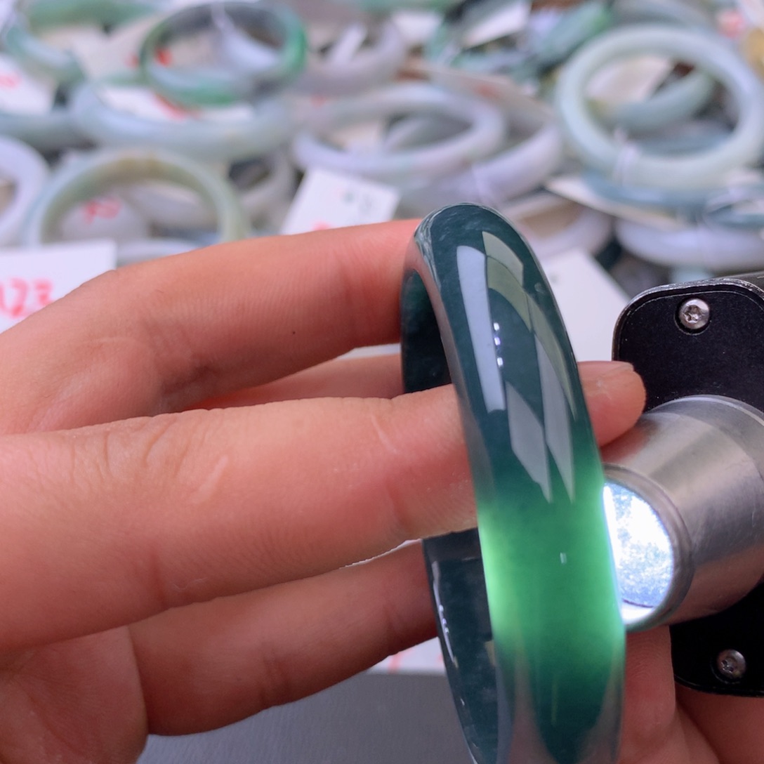 翡翠手镯未镶嵌12688888888888