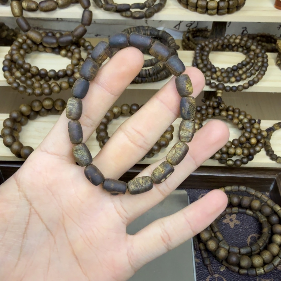 沉香碎屑沉香奇楠沉水浮多样性发一